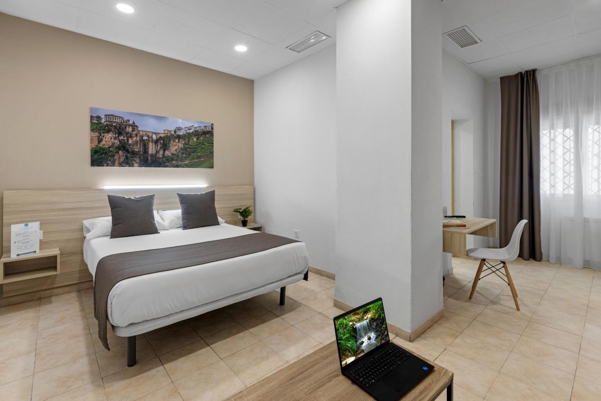 Hotel Vas Malaga Ciudad Exterior foto